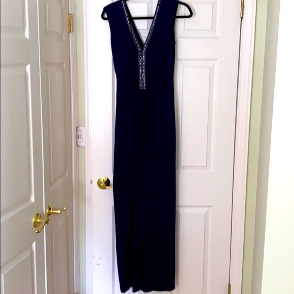 Laundry Gown-Size 8 - Picture 1 of 5